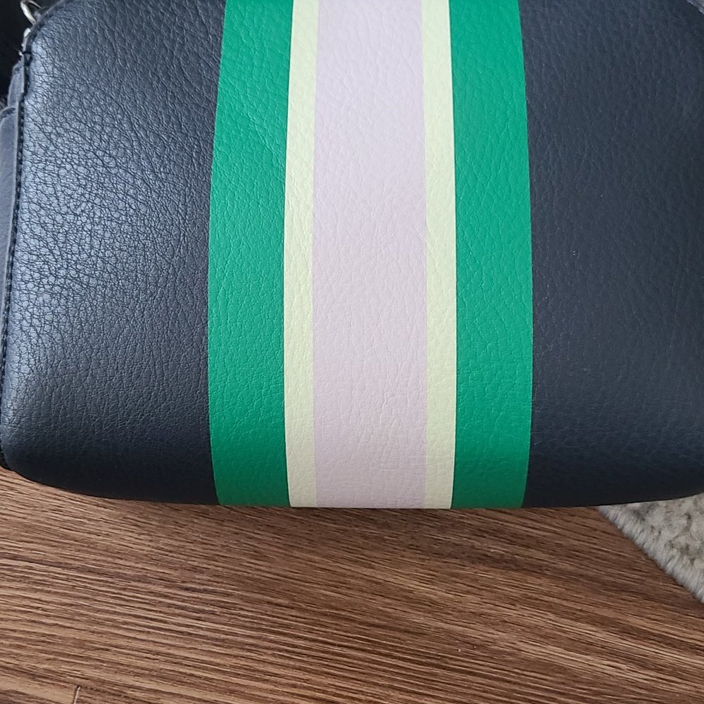 Navy purse - Picture 2 of 4